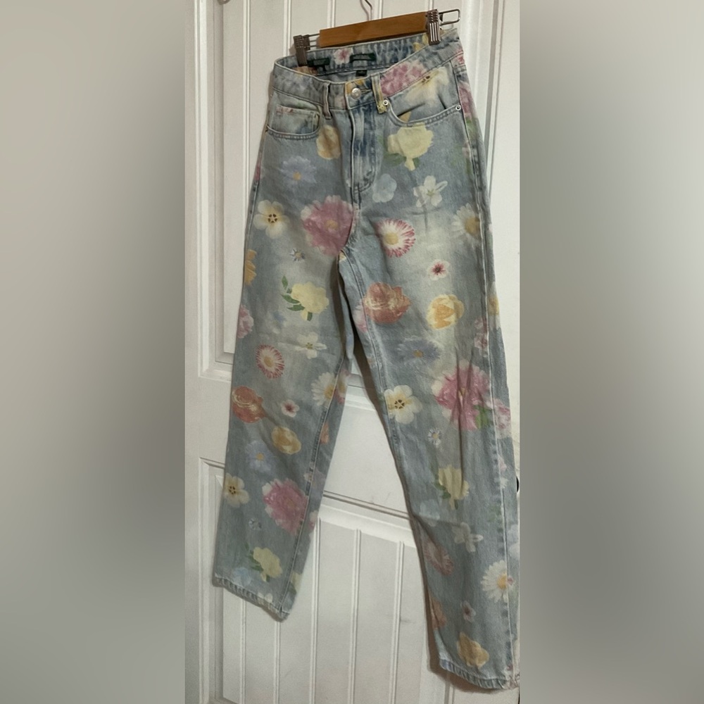 Wild Fable Floral Straight Leg Jeans - Floral pattern